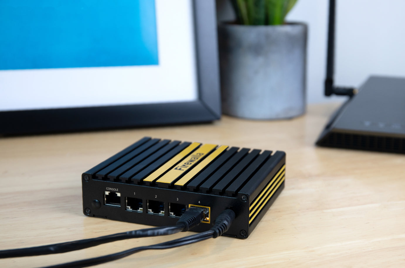 Secure Firewall Router Firewalla Gold: Multi-Gigabit Cyber Security Firewall & Router Protect ...